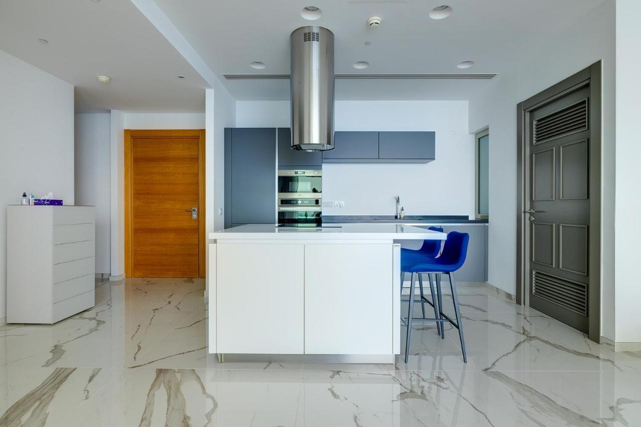 Super Luxury Apartment In Tigne Point, Amazing Sea Views Sliema Buitenkant foto