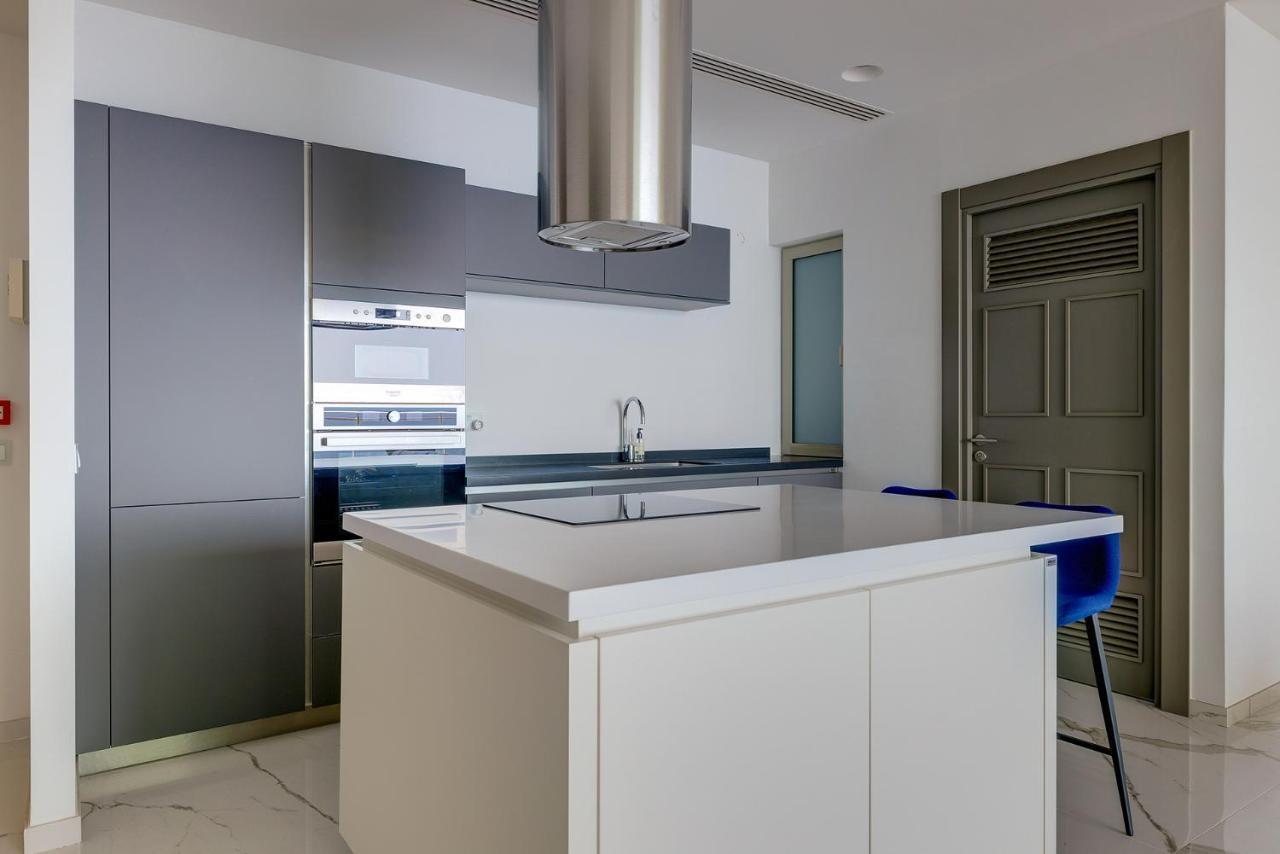 Super Luxury Apartment In Tigne Point, Amazing Sea Views Sliema Buitenkant foto