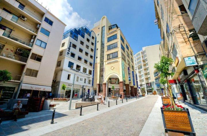 Super Luxury Apartment In Tigne Point, Amazing Sea Views Sliema Buitenkant foto