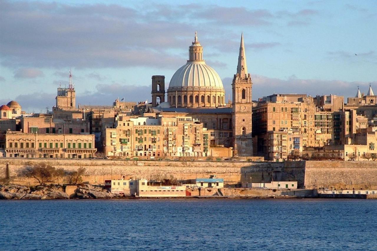 Super Luxury Apartment In Tigne Point, Amazing Sea Views Sliema Buitenkant foto